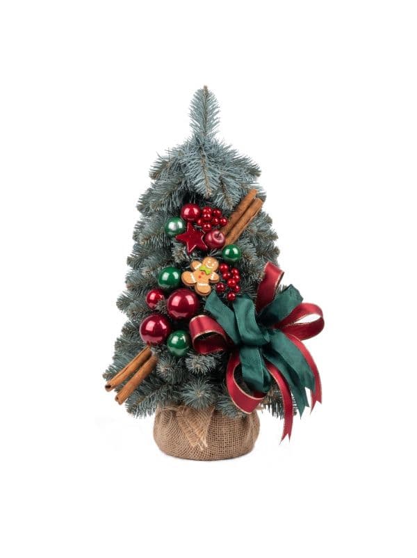 Petit sapin de No&euml;l artificiel conique 40 cm sur fond blanc, aux branches vert argent&eacute; et d&eacute;corations bordeaux. 
